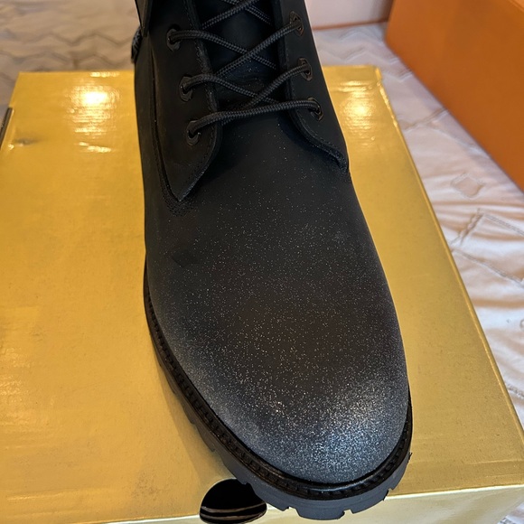 Ultra-Rare Timberland x Jimmy Choo Collaboration Boots - Size 14 Exclusive! - Picture 5 of 8